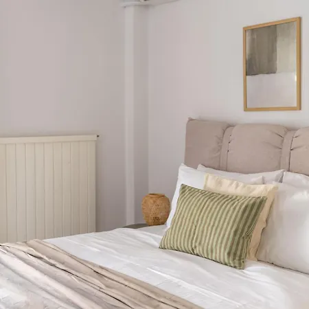 Glistening 2br In Marousi By Upstreet Athens